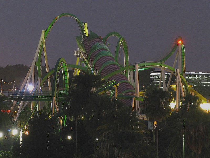 015_hulk_at_night_661.jpg