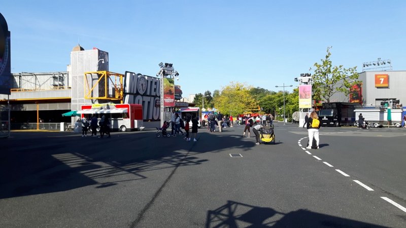 19_park.jpg (504.92 KiB) Viewed 2055 times 19_park.jpg