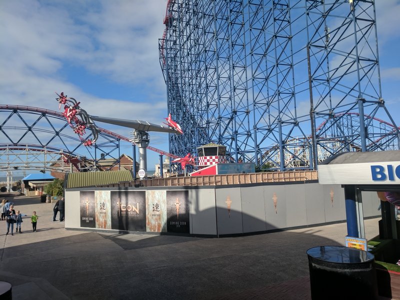 Blackpool Pleasure Beach - Red Arrows Sky Force