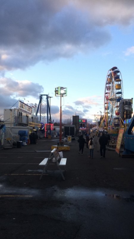 Midway.JPG (279.76 KiB) Viewed 7710 times Midway.JPG