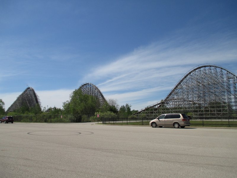 Shivering Timbers First Drop.JPG (742.86 KiB) Viewed 6175 times Shivering Timbers First Drop.JPG