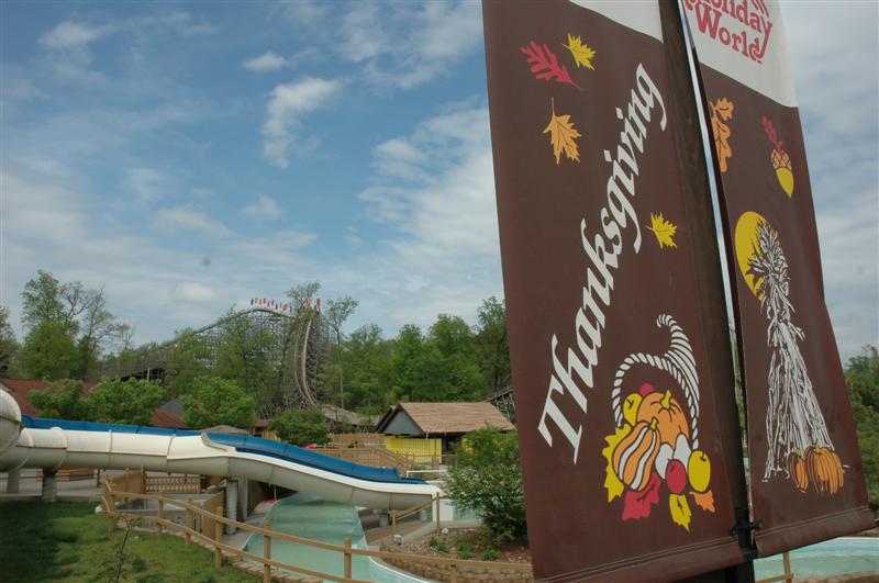 Photo TR Holiday World Opening Day Theme Parks, Roller Coasters
