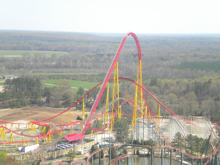 Photo TR Kings Dominion Opening Day Theme Parks, Roller Coasters