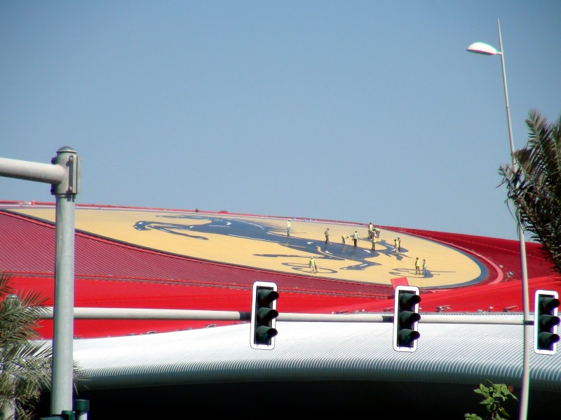 2046650574_AbuDhabi-041-FerrariWorldamTag-03.JPG.088fdfaff870046b3793525dd0f886cf.JPG