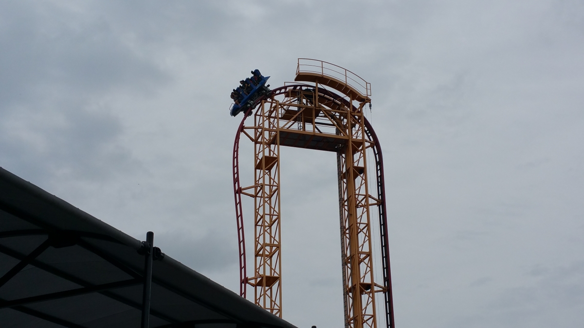 Photo TR: Six Flags Over Georgia and Carowinds - Theme Parks, Roller ...