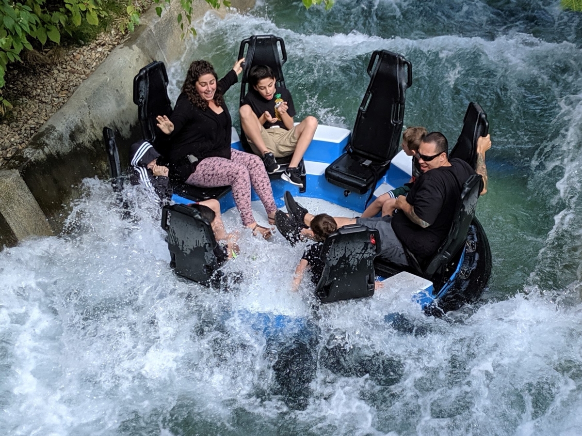 Photo TR: Silverwood with Erik & Smisty & Not Andrew - Theme Photo TR: Silverwood with Erik & Smisty & Not Andrew - Theme