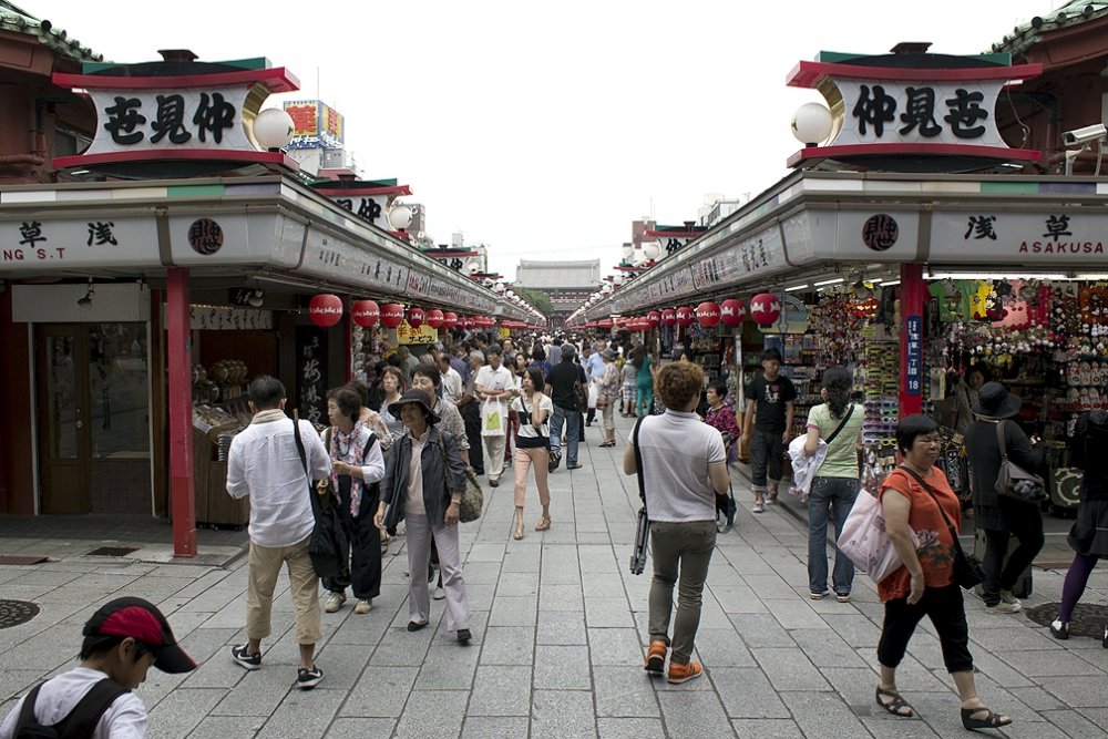 008AsakusaShoppingStreet_008.thumb.jpg.222ee6301755f142fd2e8343ceaaa364.jpg