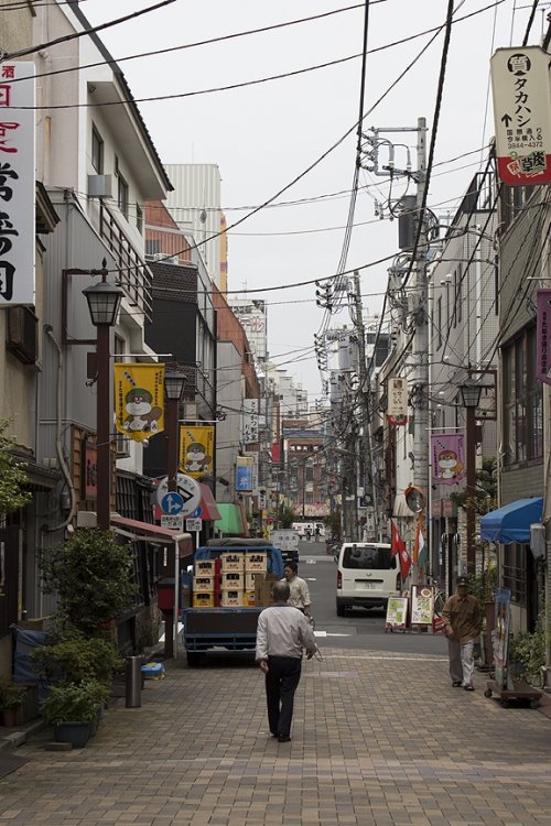 010AsakusaRandomStreet_010.thumb.jpg.999cb8fe162c8f8b64d2789e981a9dc6.jpg