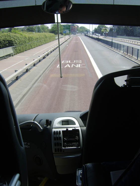 02-buslane.thumb.jpg.45e906d0c2a9132acc0b597501b7be26.jpg