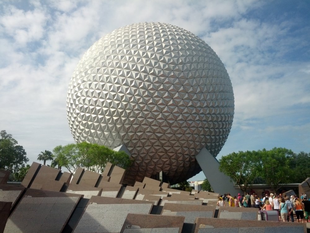 02_epcot.thumb.jpg.3d93ab1006b5652398d32e63ab5e5db3.jpg