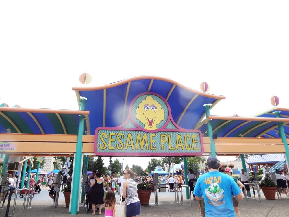 045_SesamePlace.thumb.jpg.ce31247a80dc86f48f48854deb6fadf1.jpg