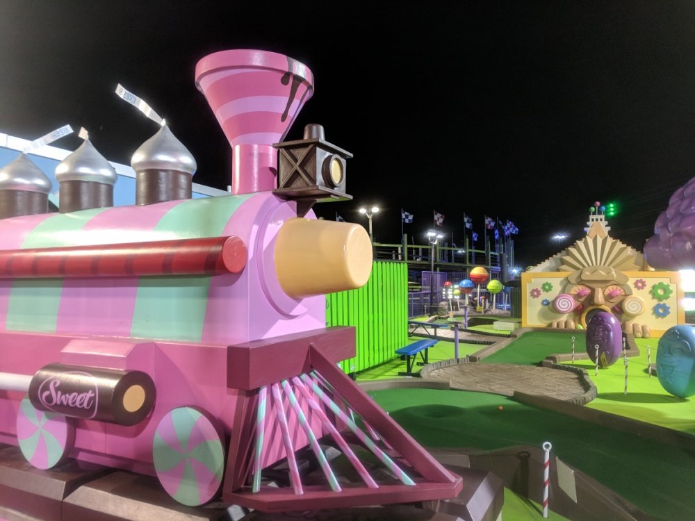 1000707844_CottonCandyTrain.thumb.jpg.a3ac74ddb4df0c17525f3b45404e7257.jpg