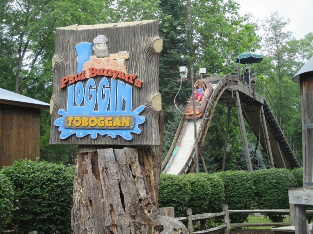 1002370213_PaulBunyansLogginTobogganSign.thumb.JPG.b69a4b54693df9dd457272fcca6d9d13.JPG
