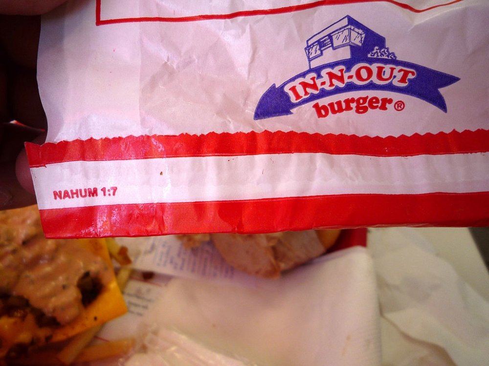 1024px-2008-0914-In-N-Out-Nahum.thumb.jpg.371a077c5b7ce7855485ae744063ad61.jpg