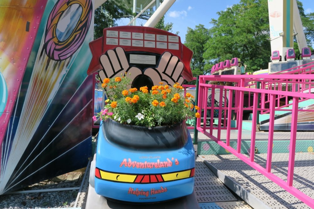 11100490_FlowerCar.thumb.JPG.a14600304de2537d71900ce66d360e76.JPG
