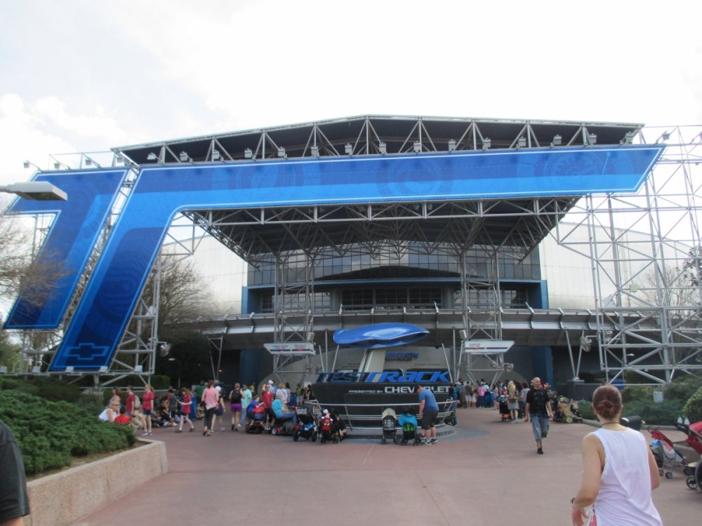 111137421_TestTrack.thumb.jpg.2b6e4ff53c0a33137881db8ec909bc1e.jpg