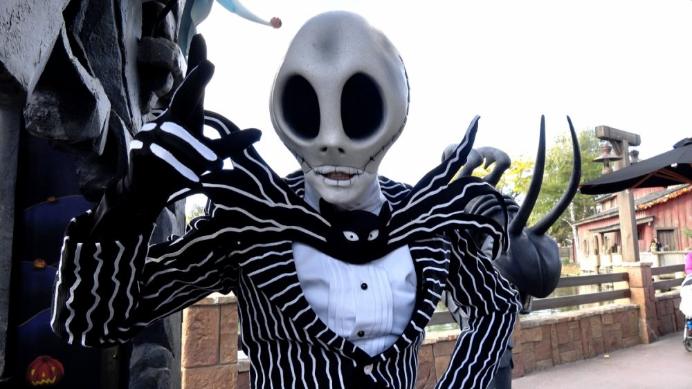 1155736449_JackSkellingtonMeetandGreetHalloween2018atDisneylandParis.thumb.jpg.149e3ae821c662c32003188efe2d3aba.jpg