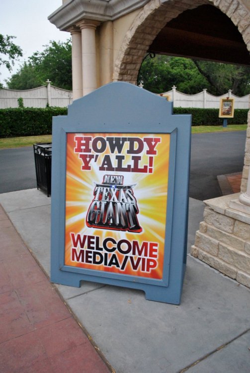 1159462610_NewTexasGiant20.thumb.jpg.d14b4a5108b58441ae30e2804a8f1163.jpg