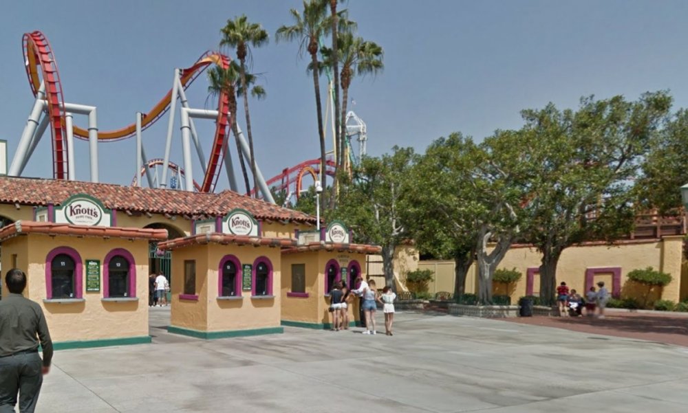 1227437423_KnottsfromtheParkEntrance.thumb.JPG.ee5338e06ff6274d3dd18a4a7fa0964e.JPG