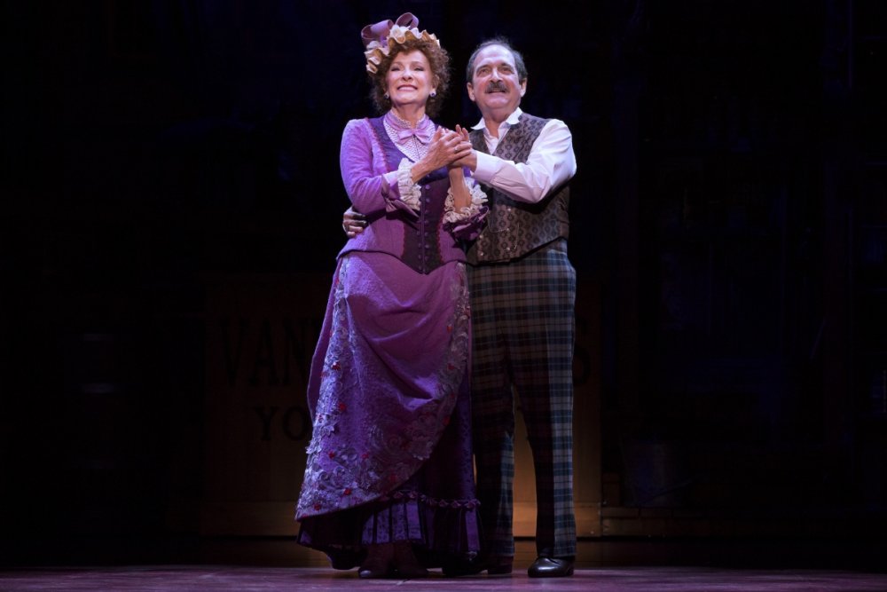 1229318483_5_BettyBuckleyandLewisJ.StadleninHelloDolly!NationalTour-2018JulietaCervantes.thumb.jpg.b695f86916fc0e4c53c60030b47fa5f6.jpg