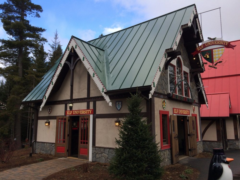 1234815547_ElfUniversity.thumb.JPG.9ea734b4c052aea9e89e06f309827f70.JPG