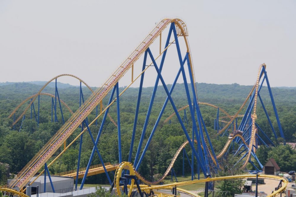 1280px-Nitro_at_Six_Flags.thumb.jpg.732e6a38e7c6dd4e21da0f09e1babe6a.jpg