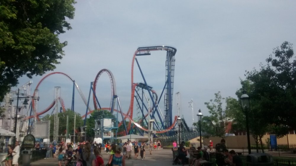 1318431305_1-lookitsvalerie-imeanvalravn.thumb.jpg.d8d437771d5575d47aecb8dc44043931.jpg