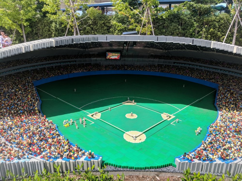 1360856933_Miniland-NagoyaDome.thumb.jpg.b81987126217ea9606470d95d0adfc32.jpg