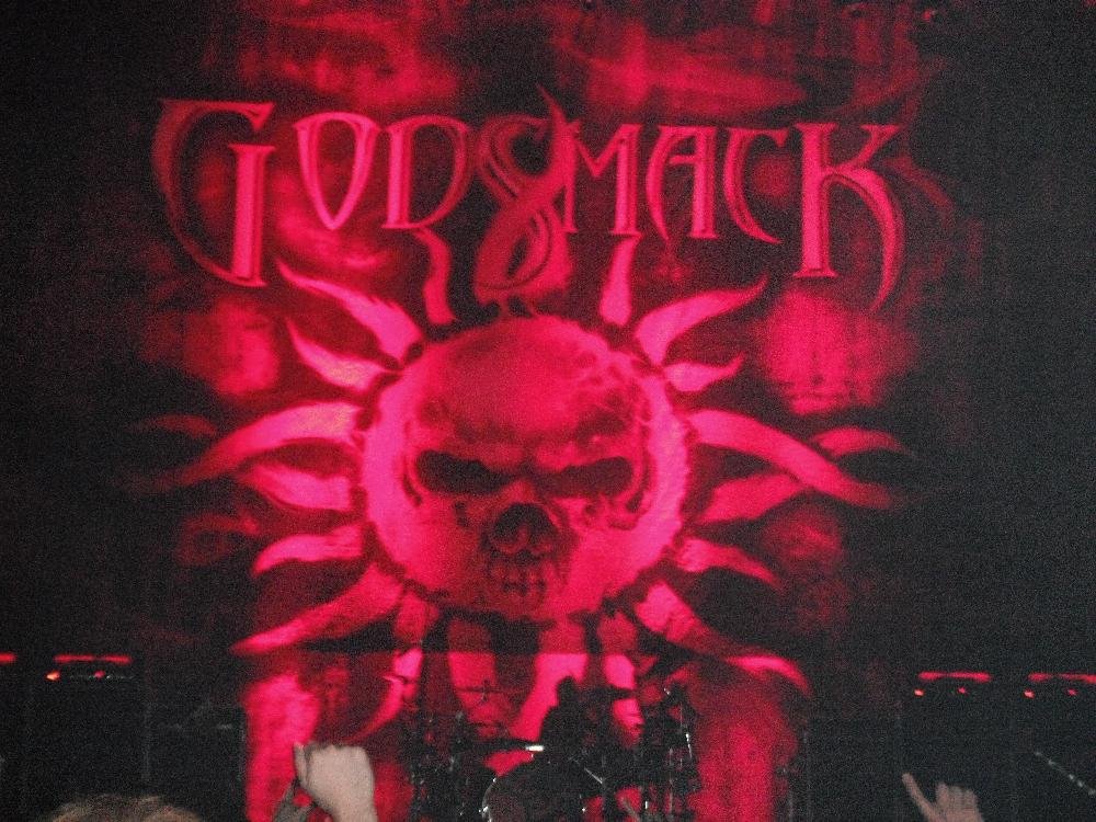 1368671077_05Godsmack.thumb.JPG.3b4c63bf1ab8b3f9dbed79c7b238f7e2.JPG
