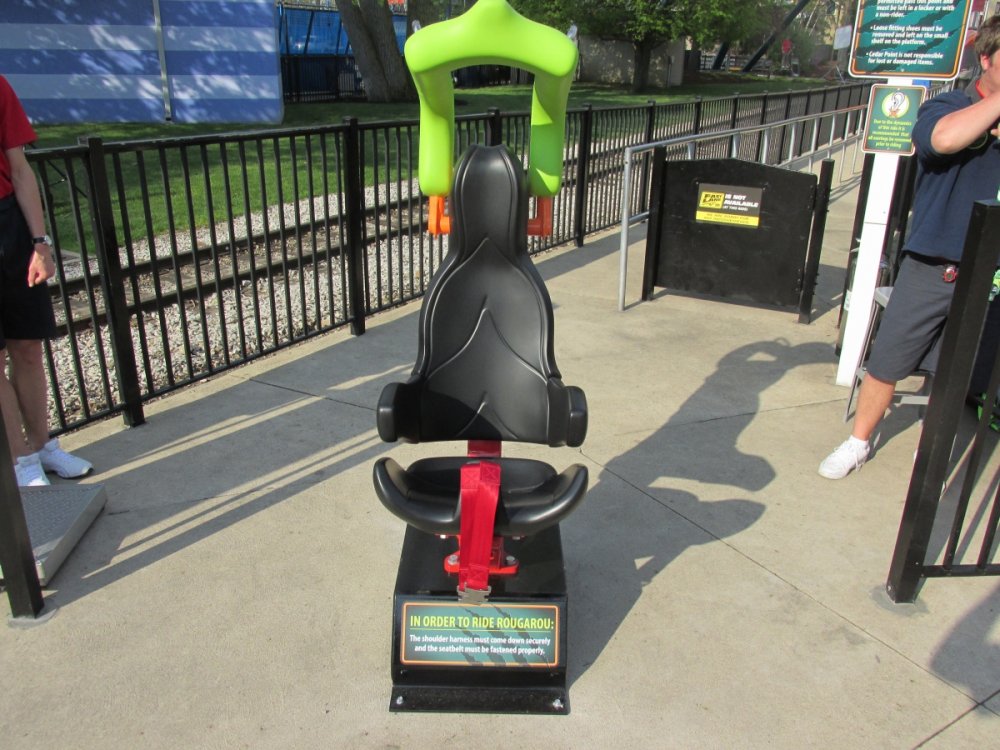 1369451475_cedarpoint2015openinddayandrougaroumedia086.thumb.JPG.2e6ad02a60d3a0cd9bf53ed2a88fc1f1.JPG