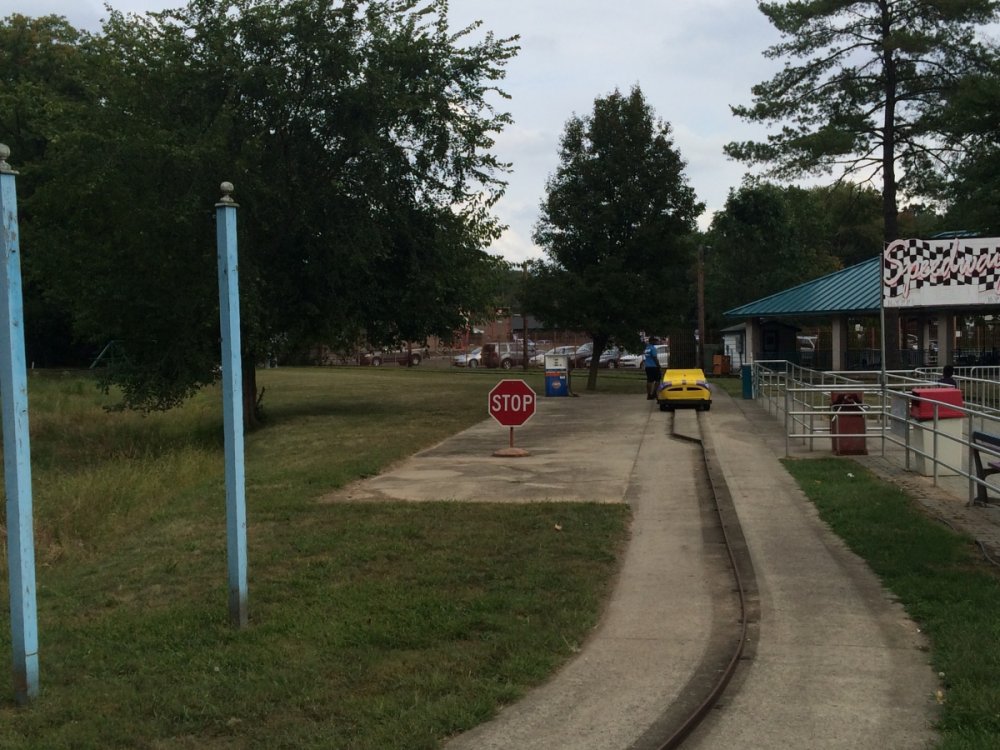 1419514125_SpeedwayStation.thumb.JPG.8eebb7c490b0d695d573f96c4e8c4df3.JPG