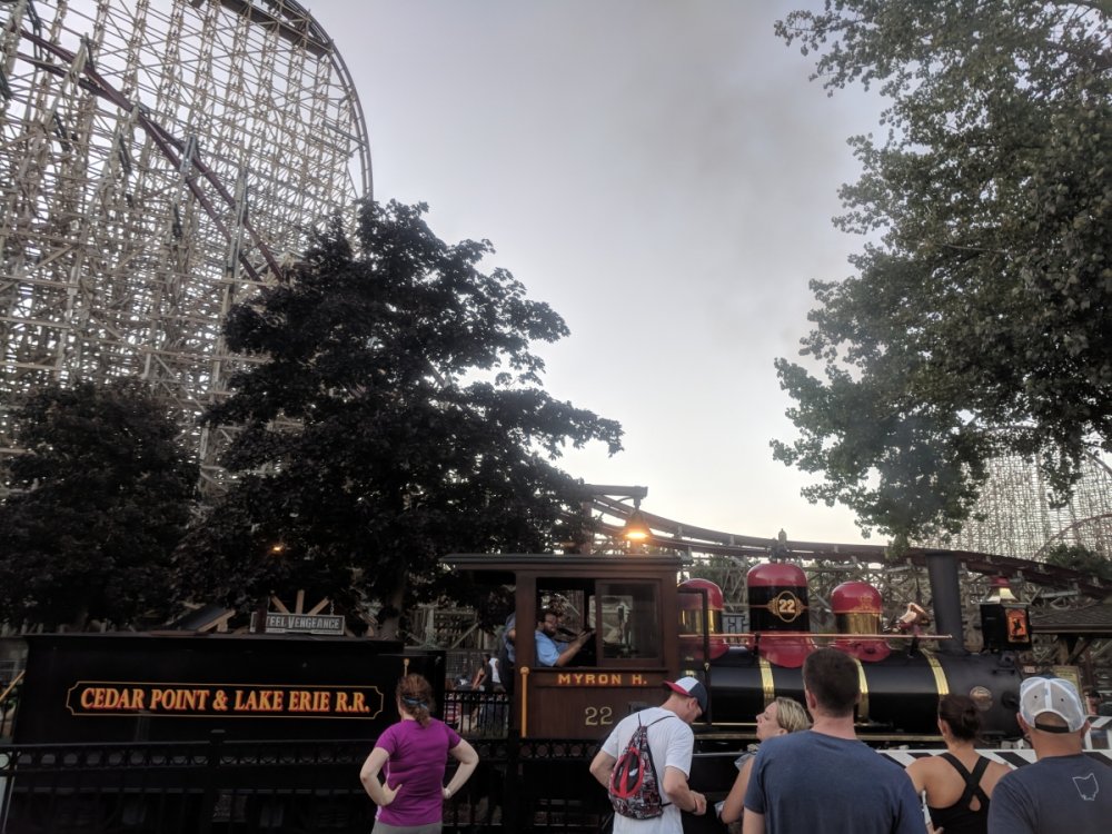 1496564298_CedarPointRailroad.thumb.jpg.5beaf534928432d1adb3a933c21578fe.jpg