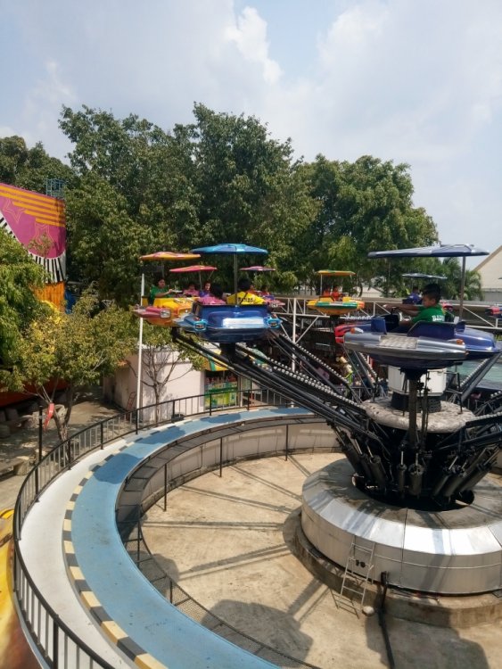 1505210010_DreamWorld2019Ride.thumb.jpg.d7040817a93998f4158cd957d8653759.jpg