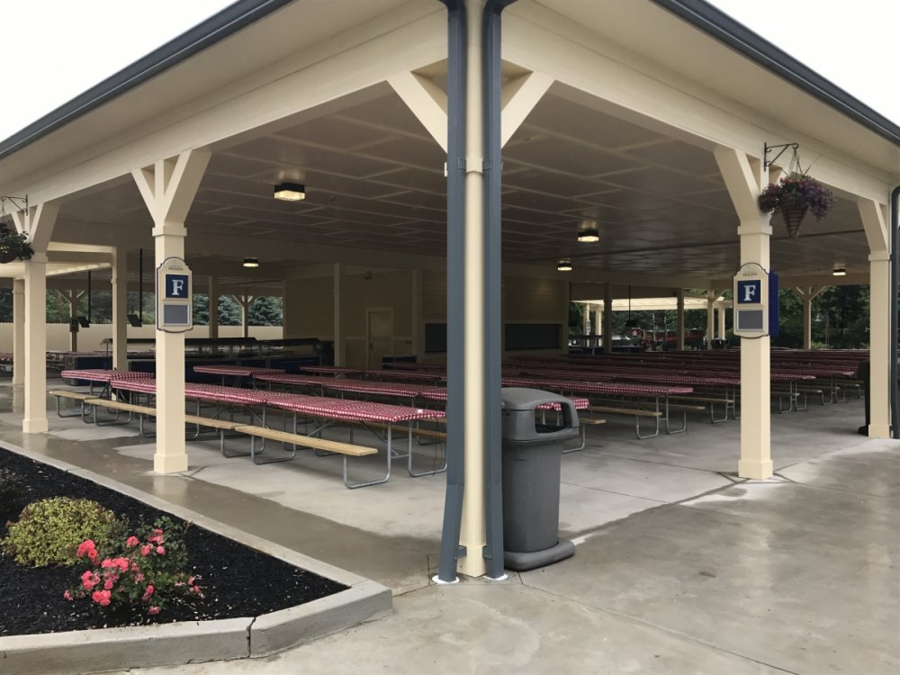 1539554303_Pavillion17.thumb.JPG.9cb8484dba2717597b2cd3265f34a496.JPG