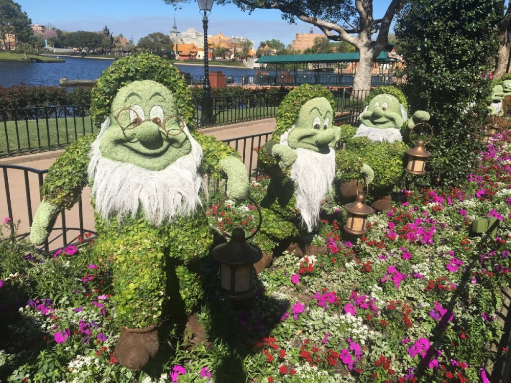 1540208136_flower_garden_epcot_2016_-54.thumb.jpg.c6449b7eace1be4b88b2901e3d2d883f.jpg