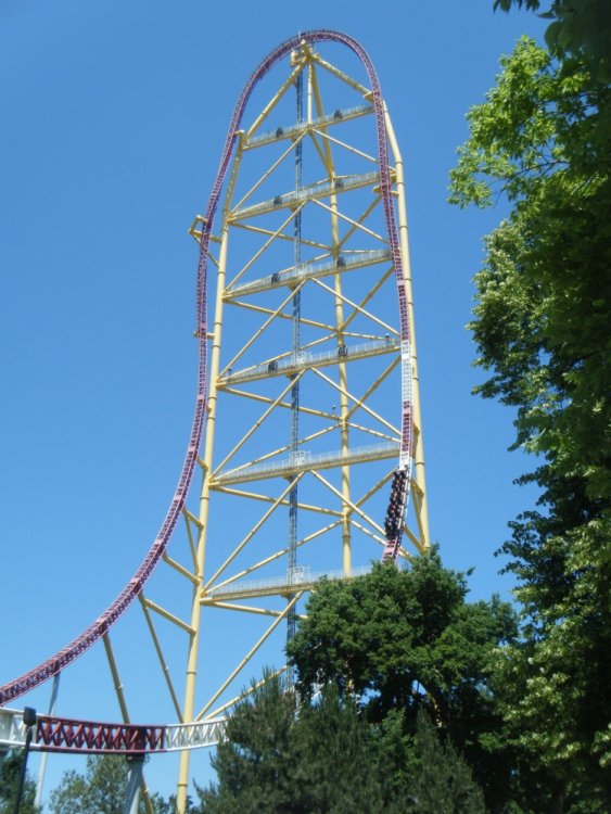 1596676524_TopThrillDragster004.thumb.JPG.d1b0e22548bc15f1fcaef2d075688991.JPG