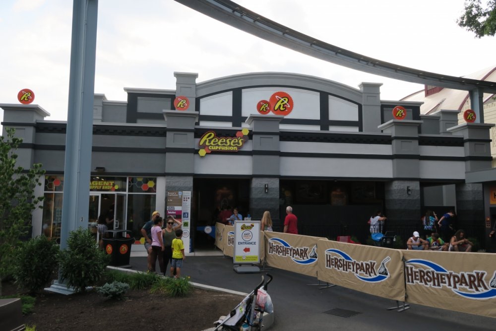 1619768155_ReesesCupfusionEntrance.thumb.JPG.1853f2f6857cf53d40da381aadaf2c89.JPG