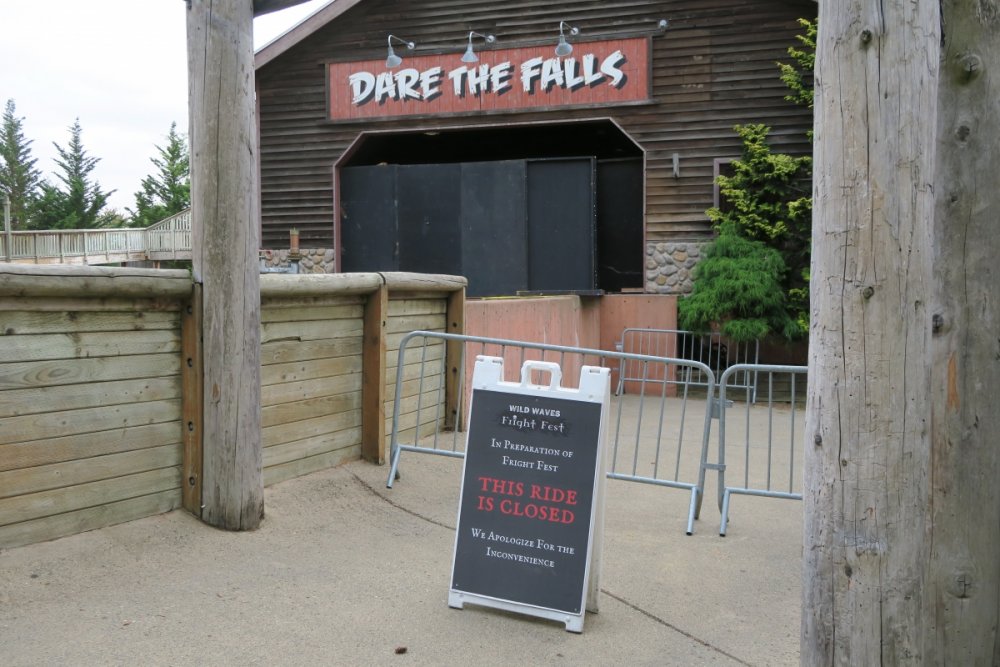 1641146864_LumberjackFallsClosed.thumb.JPG.9b17eef67e318204dfc5ee8d7eba08ab.JPG
