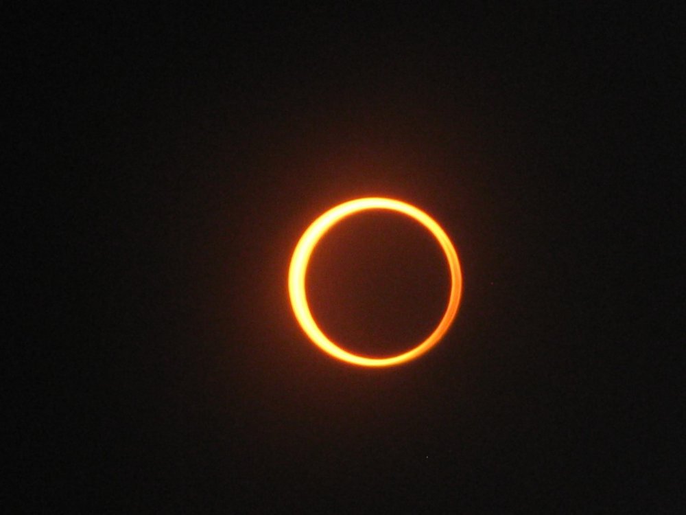 165824365_solareclipse.thumb.jpg.b73f6df195856141c8dedce46b7041a2.jpg