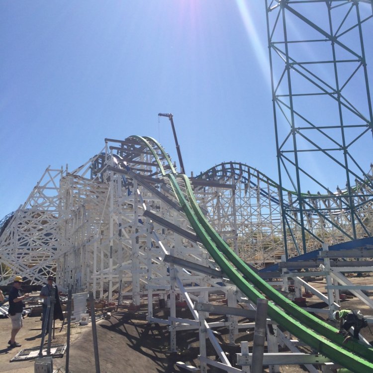 1664470308_MagicMountain099.thumb.JPG.c4e4eaf0fa86a9a22ad366517b0cbefd.JPG