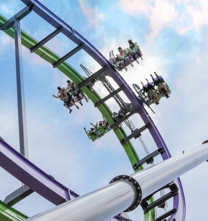 1693511202_TheJokerFreeFlyCoaster2.thumb.jpg.5bad8802cb9a61c614fdc8d7ad219aa0.jpg