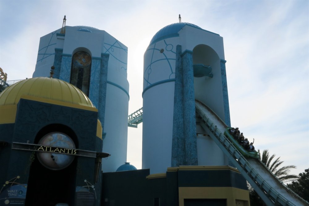 1748022175_JourneytoAtlantisEntrance.thumb.jpg.7ab1771d85f2a2dfb86892b5c6ddacb1.jpg