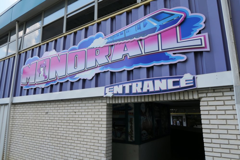 1759678125_MonorailSign.thumb.JPG.b4d1b23fe8c6e3db6ddb3fdf8400add6.JPG