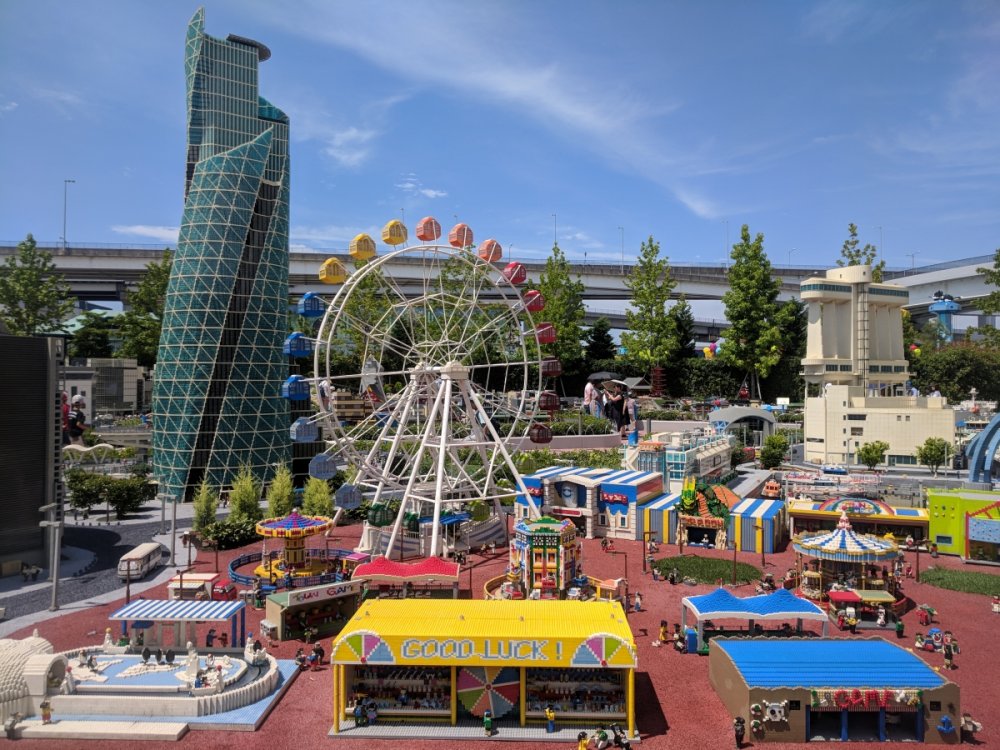 1765342832_Miniland-ThemePark.thumb.jpg.dc395c44cd5c01a8518648cb702843cd.jpg