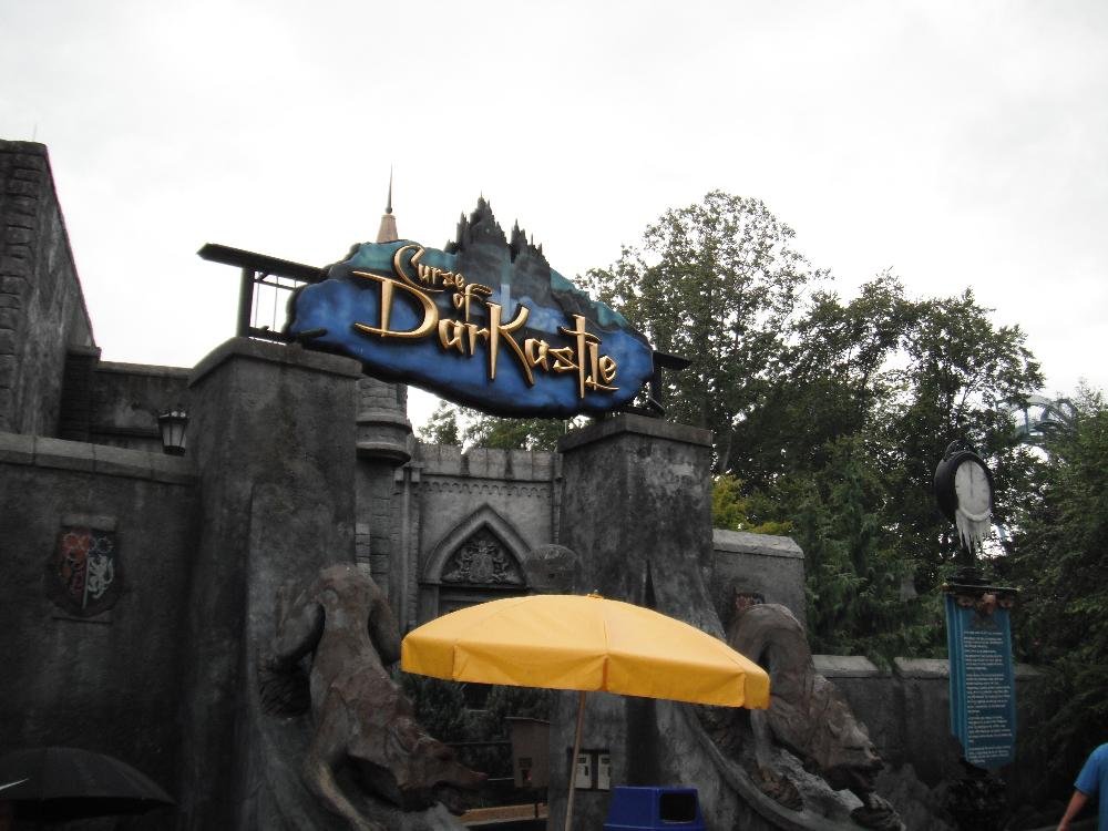 1795768715_22darkkastleclosed.thumb.JPG.8db94166940bc3845c19058c1e98e20f.JPG