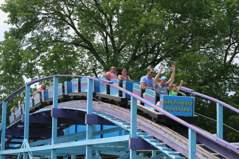 180693811_KingdomCoasterBunnyHill.thumb.JPG.d62de286bf4205e1c5c92e6edc2960e0.JPG
