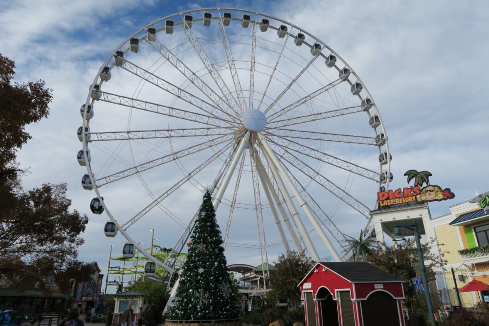 1871425731_GreatSmokyMountainWheel(Horizontal).thumb.JPG.f1b6b670ad85607d946b0704311cae7c.JPG
