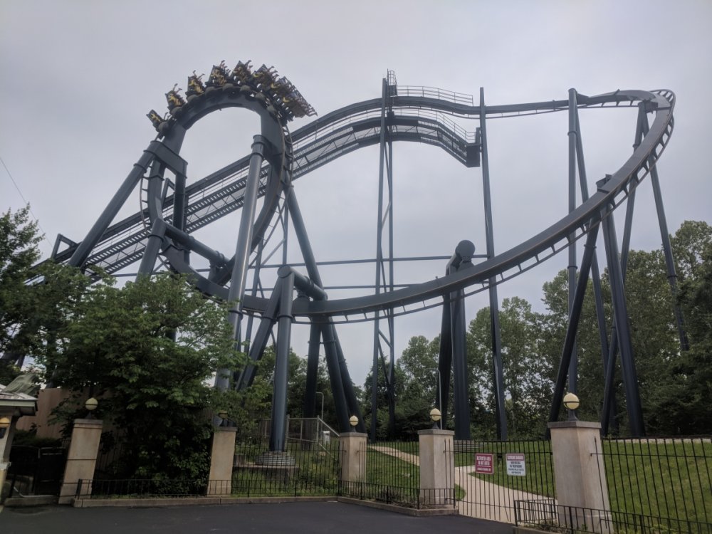 1890774956_BatmantheRide.thumb.jpg.9e5023b5d38ecd03e28fbde80cb70e84.jpg