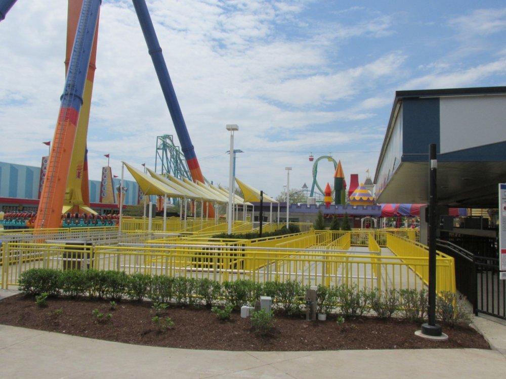 1946184094_cedarpoint2015openinddayandrougaroumedia317.thumb.JPG.c0ce049e03988f2fd8a87c606d737807.JPG
