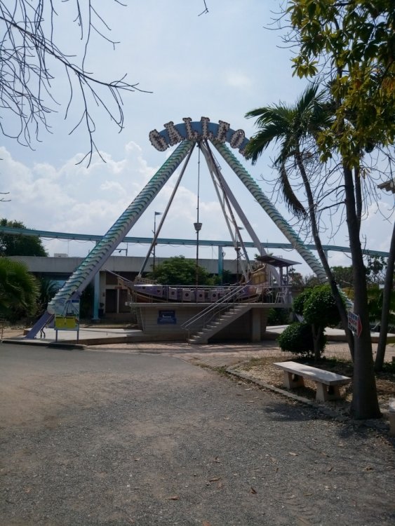 2027570275_PattayaParkPirateShip.thumb.jpg.fb36240680558287db4a6b678d96e215.jpg